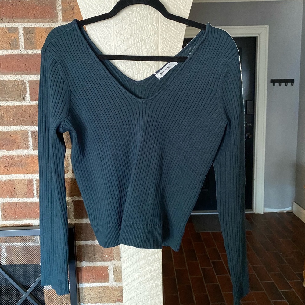 V-neck sweater dark blue green